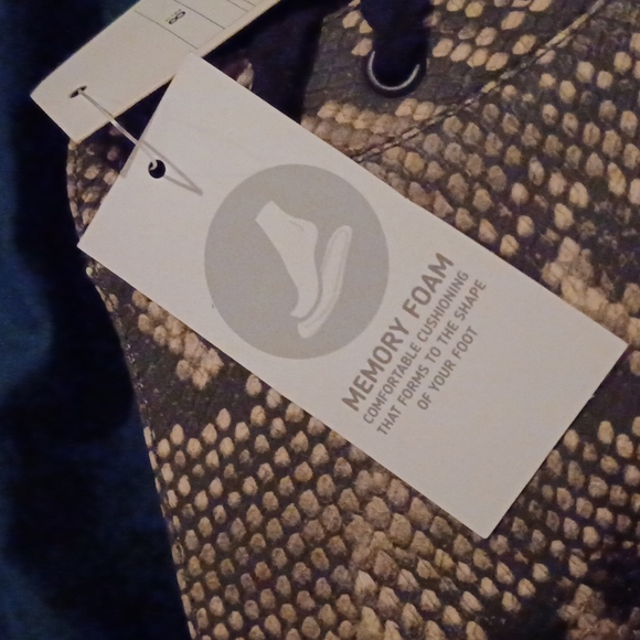 Faux Snake Brie Combat Boots • Size 8.5 • Universal Thread • NWT - Picture 12 of 12